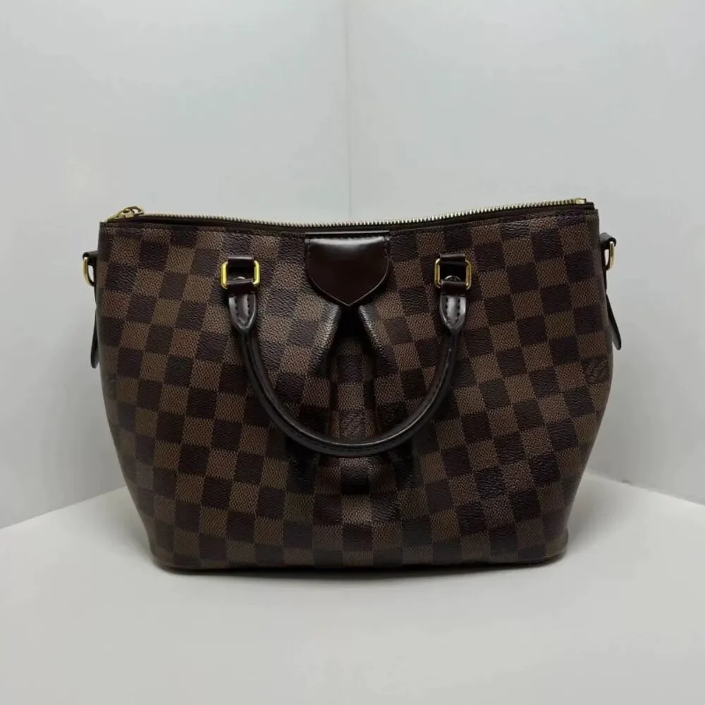 Louis Vuitton Women Pre-Loved Bag Very Good Condition
